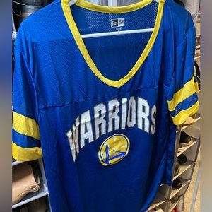 Women’s New Era golden state warriors mesh v-neck top